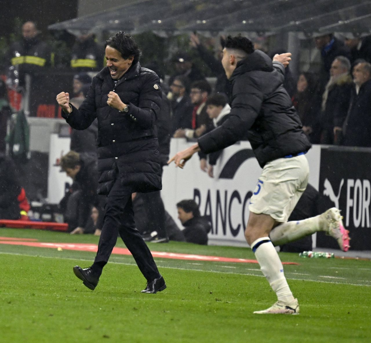 Simone Inzaghi, antrenorul-trofeu de la Inter Milano! Tehnicianul scrie istorie în Italia_3