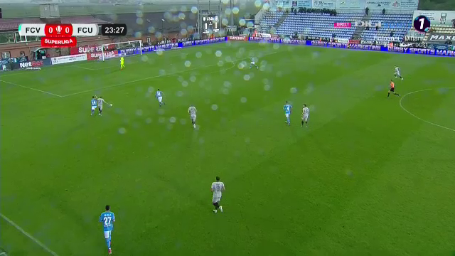 Specialistul Marius Avram a dat verdictul după ce Feșnic a eliminat un jucător în Voluntari - FCU Craiova_2