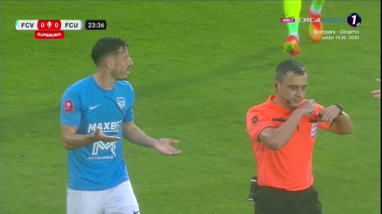 Specialistul Marius Avram a dat verdictul după ce Feșnic a eliminat un jucător în Voluntari - FCU Craiova_6