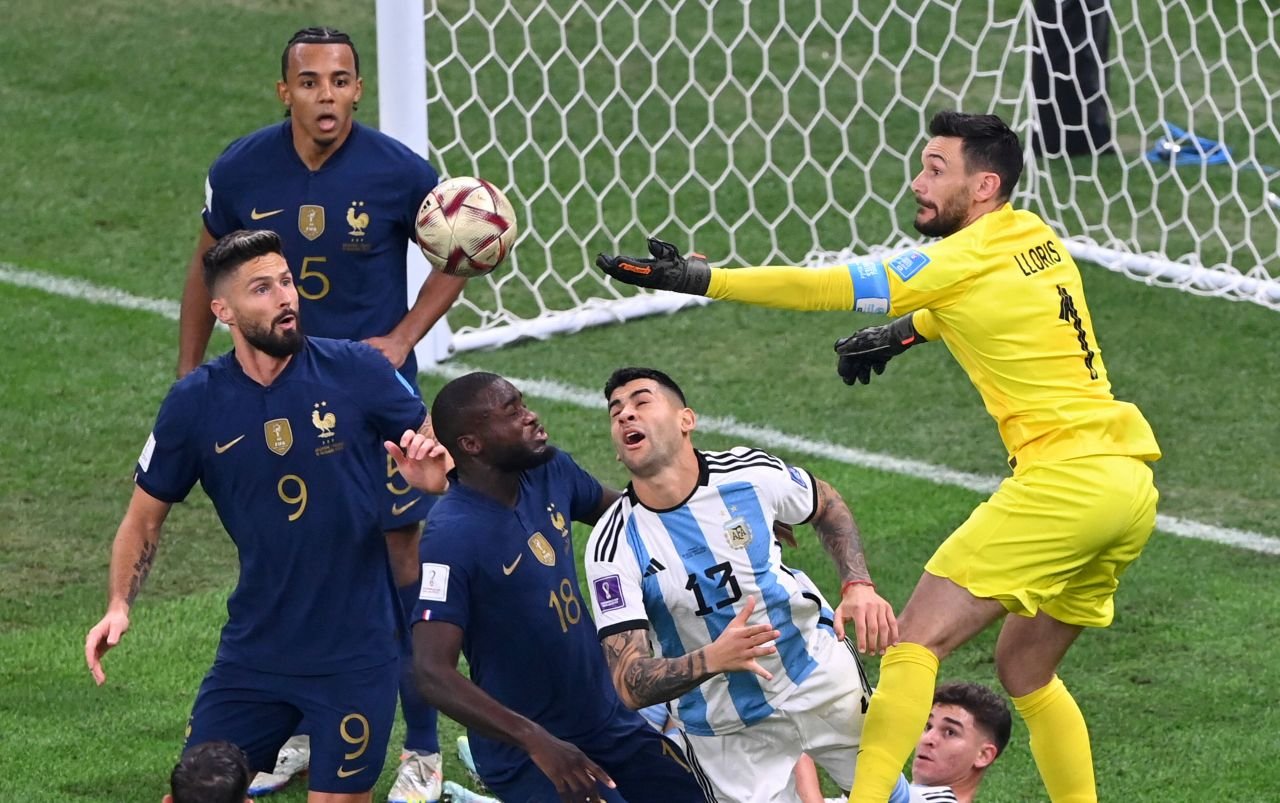 Olivier Giroud pleacă de la AC Milan! La ce echipă va juca din luna august_3