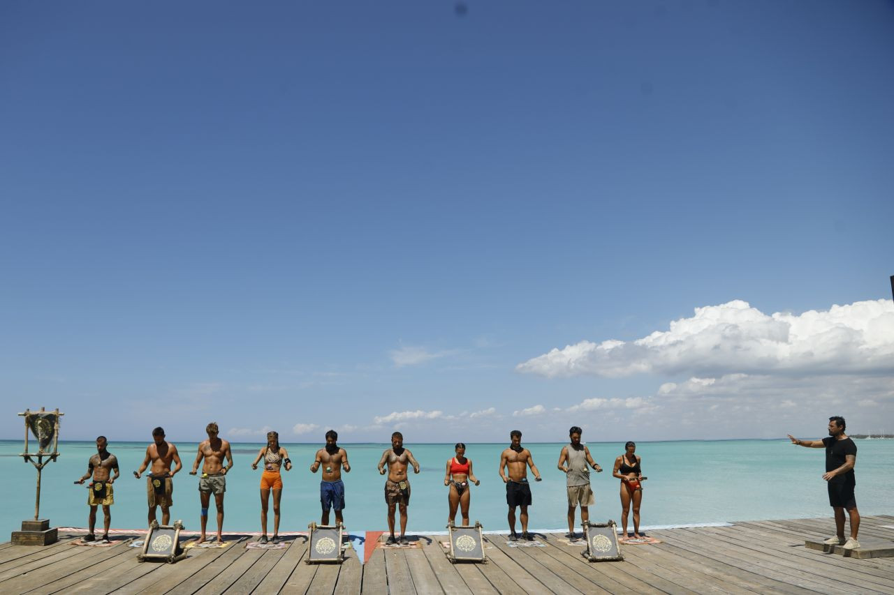 10 concurenți &icirc;ncep noile provocări săptăm&acirc;nale, la Survivor All Stars: &rdquo;Vine momentul c&acirc;nd o să dispărem unul c&acirc;te unul&rdquo;