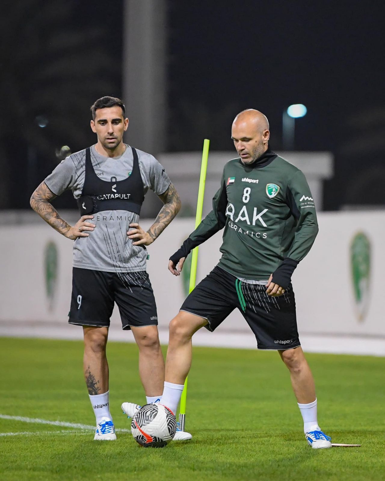 Cum se descurcă Walter Zenga la echipa din Emirate unde îl are ca elev pe Andres Iniesta, campionul mondial și european care va împlini 40 de ani_13