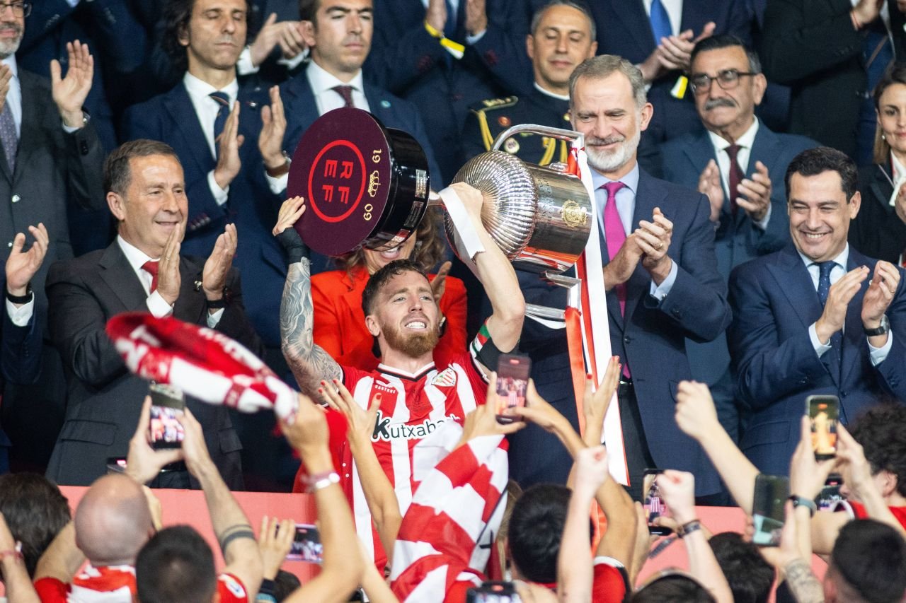 După 15 sezoane, Athletic Bilbao și-a luat adio de la un simbol al echipei! Avea doar 12 ani când a ajuns la club_2