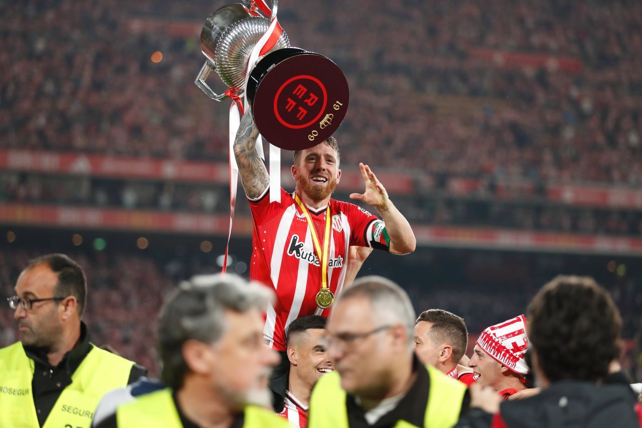 După 15 sezoane, Athletic Bilbao și-a luat adio de la un simbol al echipei! Avea doar 12 ani când a ajuns la club_3