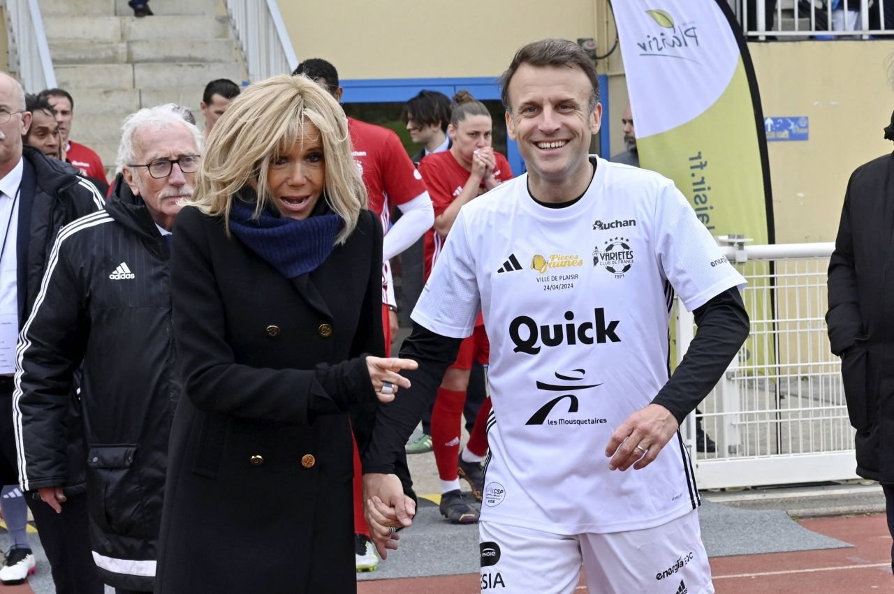 Emmanuel Macron, ce execuție! Cum a dat gol din penalty președintele Franței împotriva echipei lui Arsene Wenger_10
