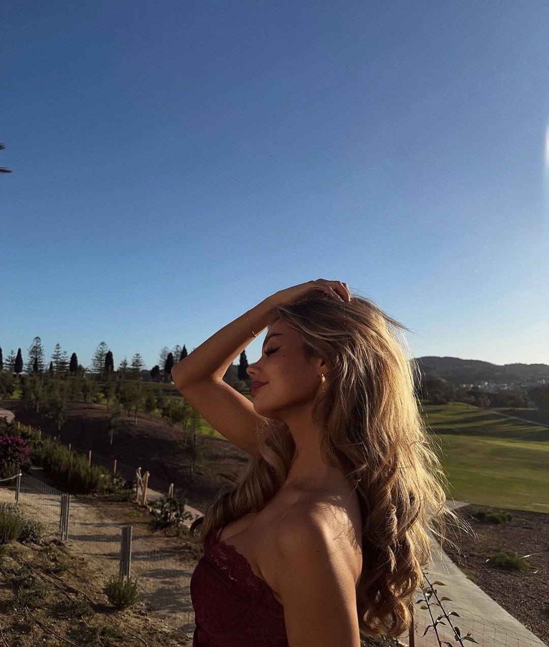 Jude Bellingham a dat lovitura și pe plan personal! Iubita cu cinci ani mai în vârstă este un model de succes_37