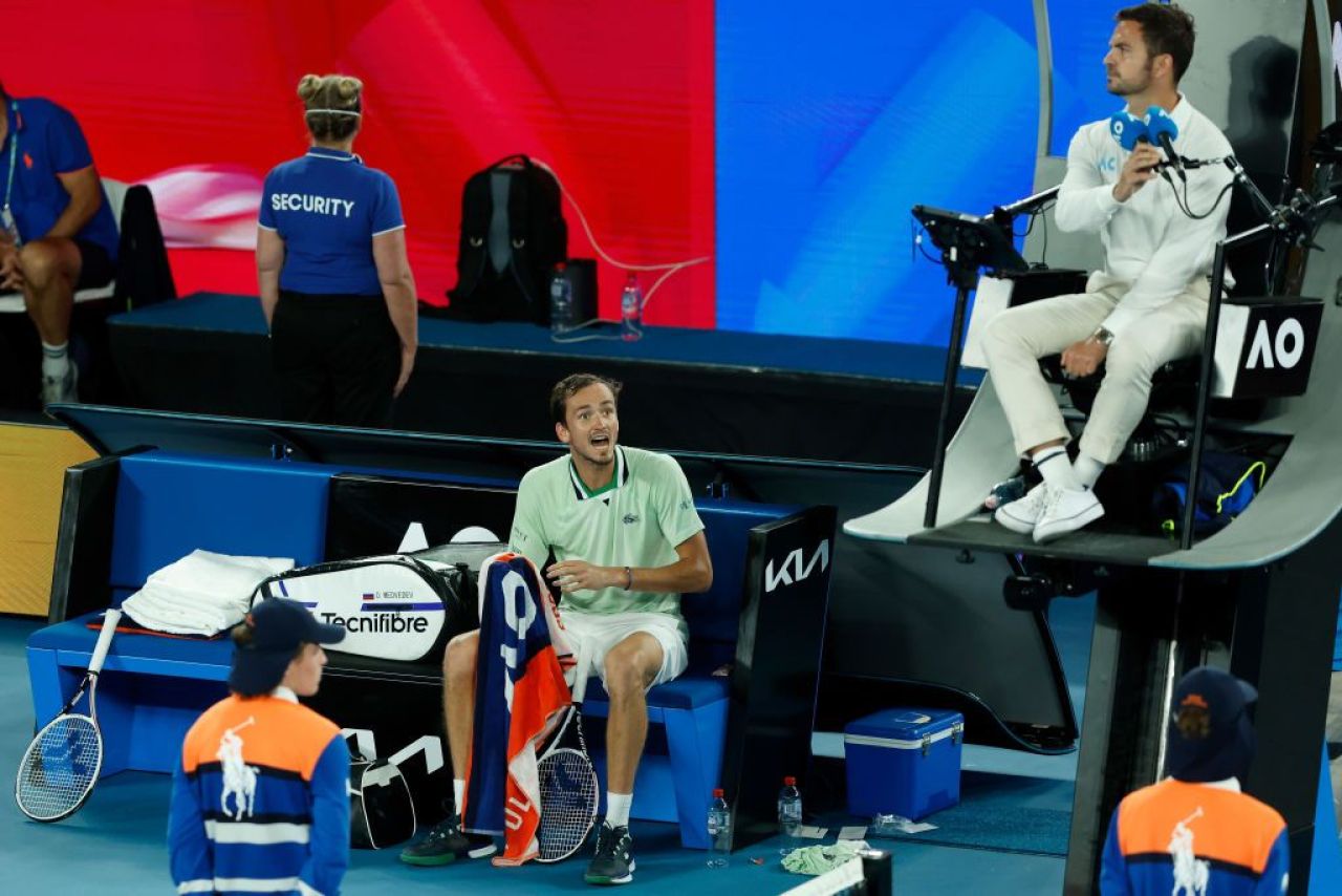 Greu să antrenezi jucători de top în 2024: gestul incredibil făcut de Medvedev în fața tehnicianului său_62