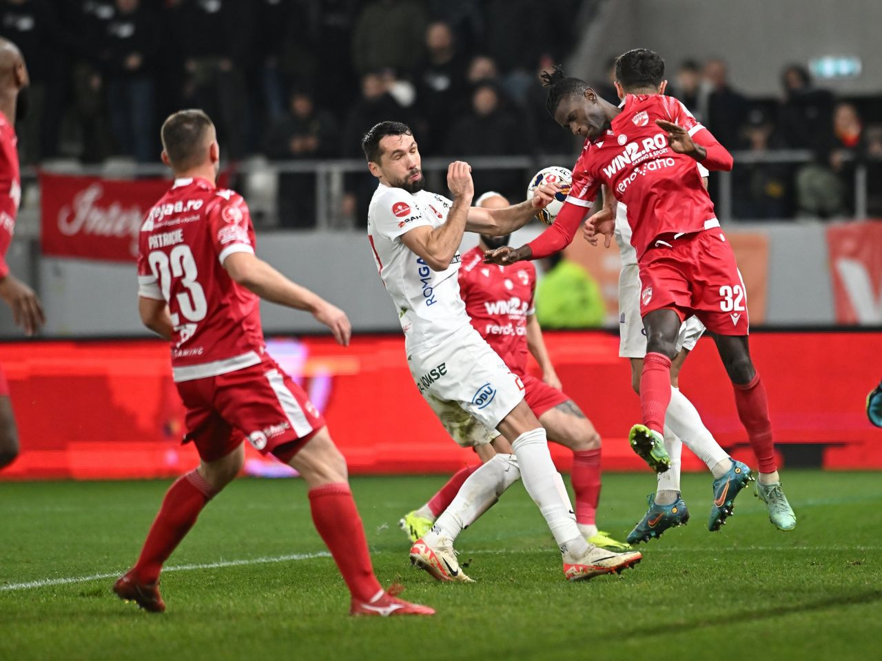 Cel mai bine plătit jucător de la Dinamo e OUT!