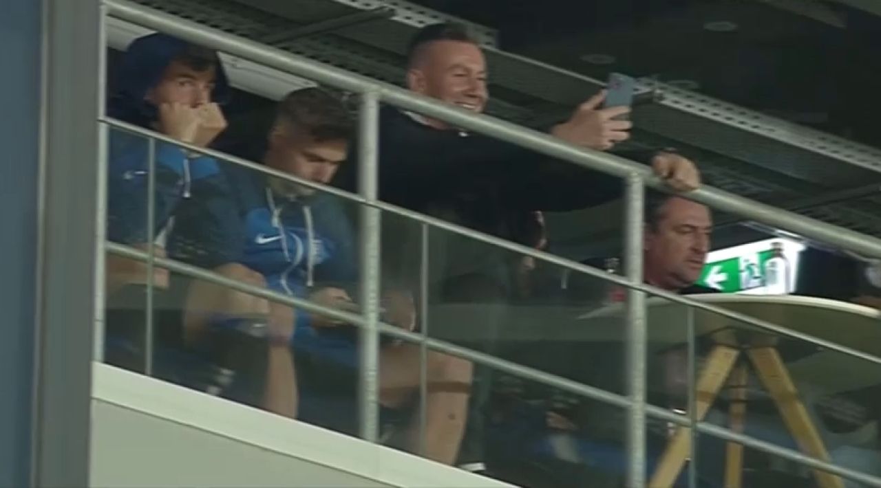 Cum au fost surprinși doi jucători ai lui Gică Hagi înainte de derby-ul cu FCSB_1