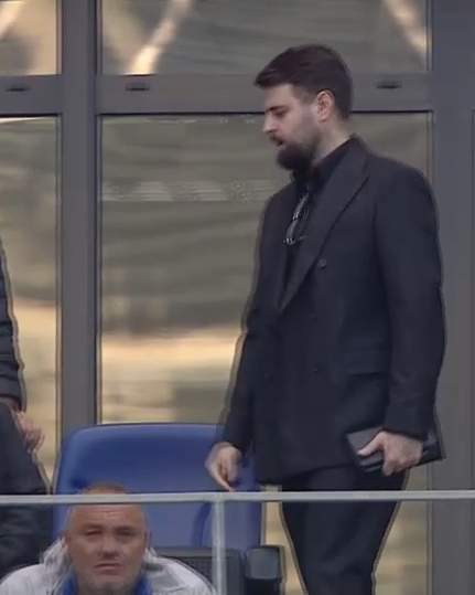 Prima apariție publică a lui Adrian Mititelu Jr după ce a ieșit din comă! Cum a fost surprins la FCU – U Cluj_15