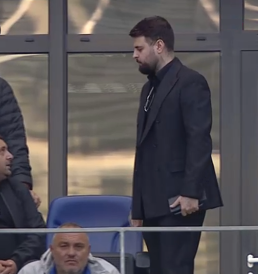 Prima apariție publică a lui Adrian Mititelu Jr după ce a ieșit din comă! Cum a fost surprins la FCU – U Cluj_16