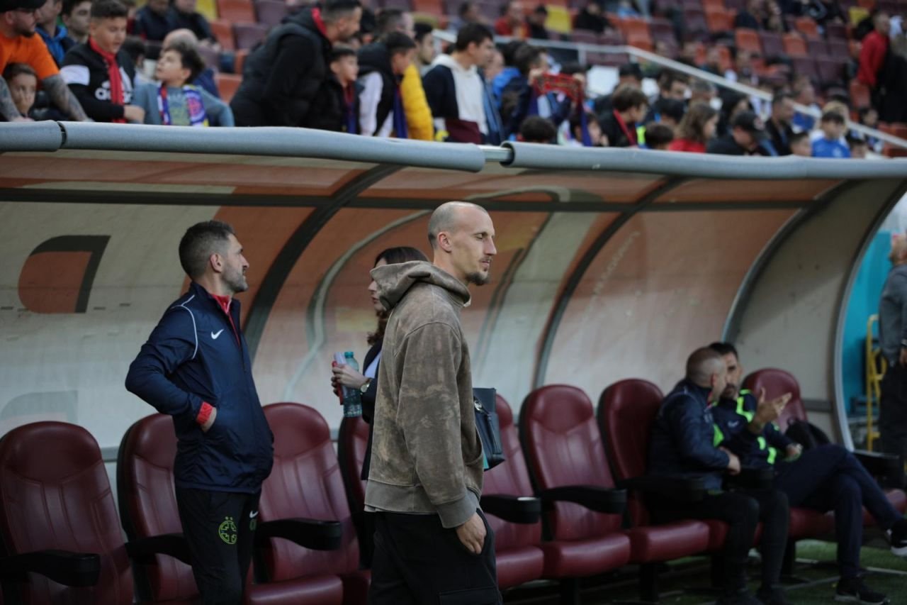 Ce a făcut Vlad Chiricheș chiar înainte de FCSB - Farul Constanța_15