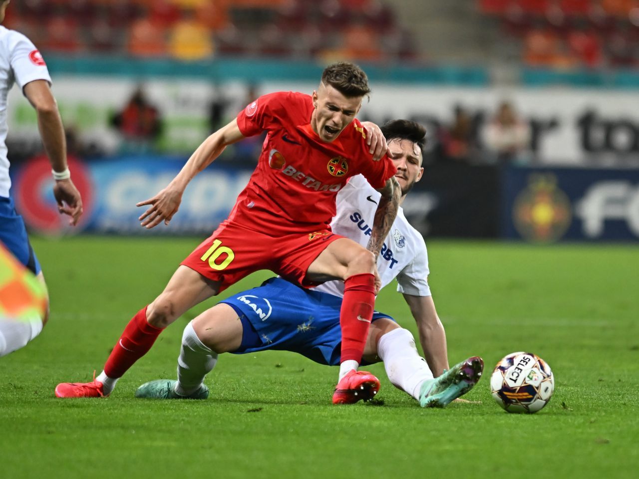 FCSB - Farul 2-1. Roș-albaștrii sunt noii campioni ai României_6