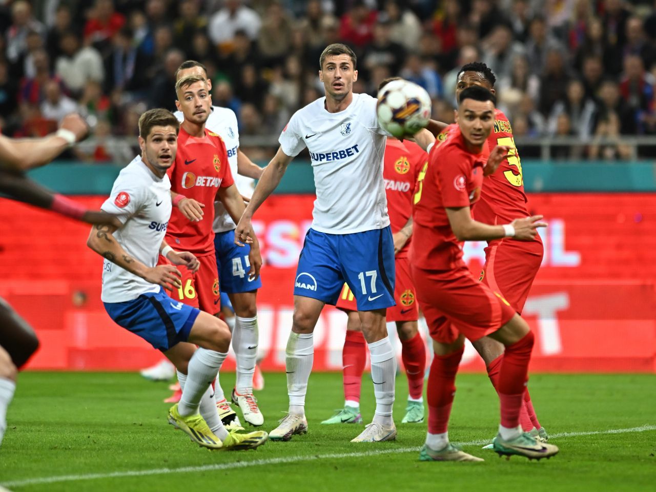 FCSB - Farul 2-1. Roș-albaștrii sunt noii campioni ai României_8