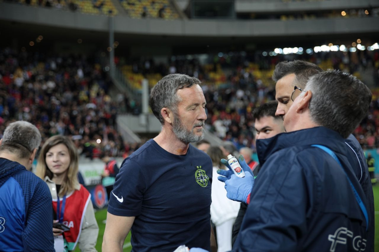 A comis-o! Mihai Stoica, plin de sânge la sărbătoarea de titlu a FCSB-ului! Un jucător al roș-albaștrilor i-a spart arcada_18