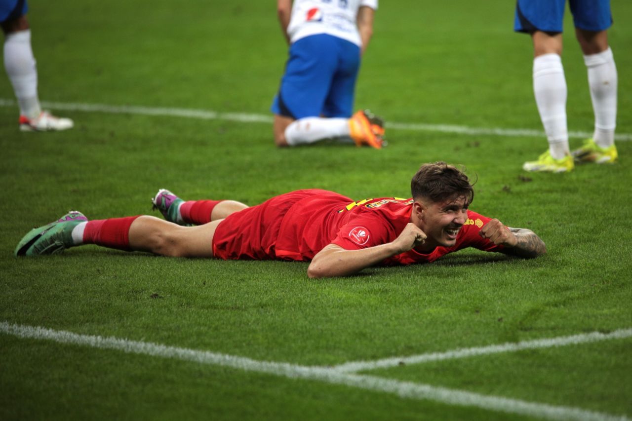 David Miculescu, pe val! A prins din ce în ce mai mult curaj la FCSB. Ce zice Charalambous_4