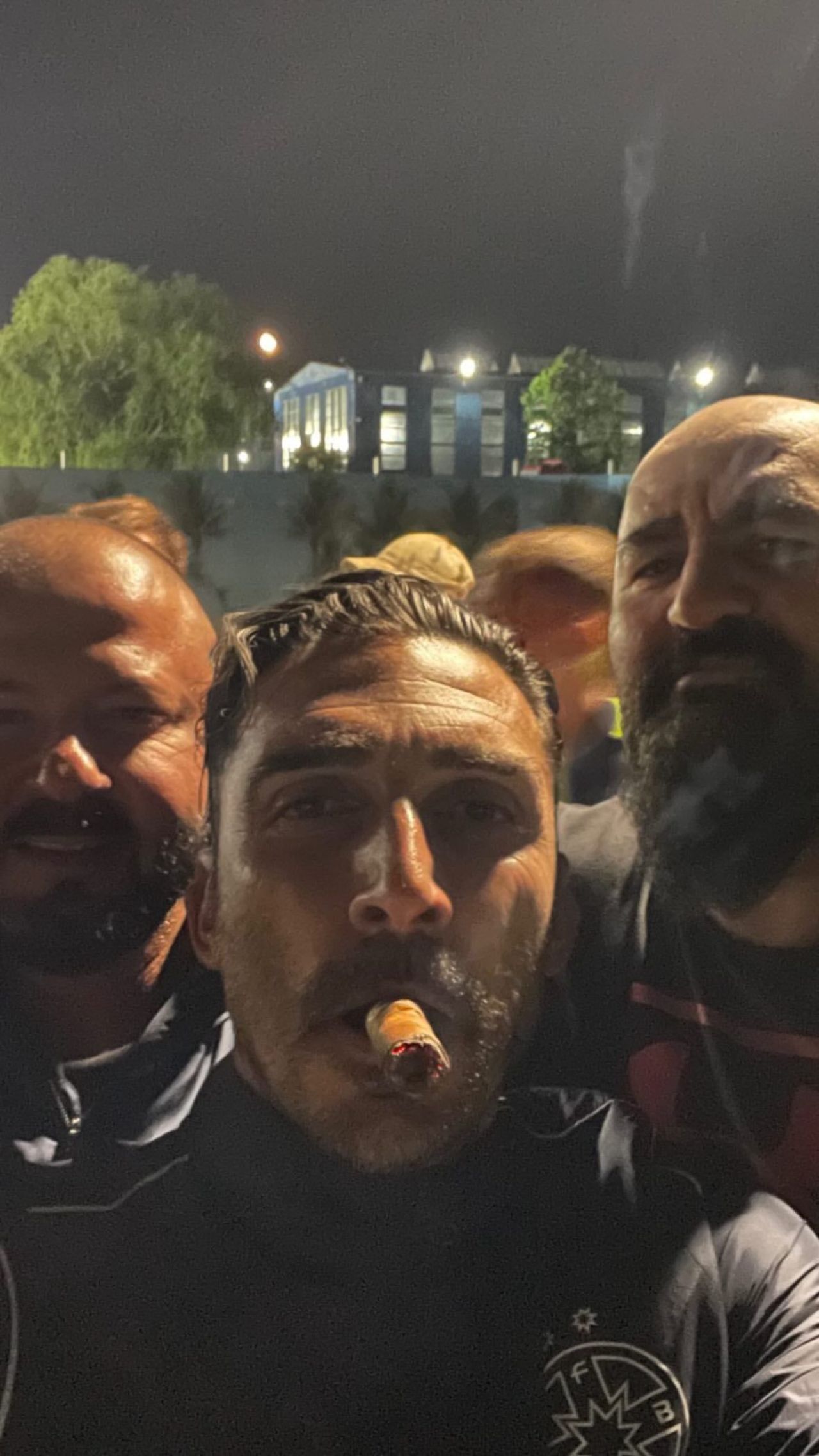 Charalambous și Pintilii, pe urmele lui Carlo Ancelotti :). Imagini unice cu antrenorii de la FCSB după succesul din campionat_4