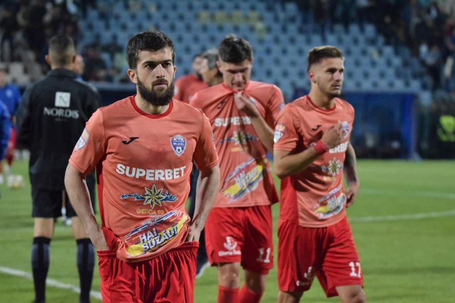 Gloria Buzău, cu un pas mai aproape de Superliga Rom&acirc;niei. Cum arată clasamentul &icirc;n play-off-ul Ligii 2