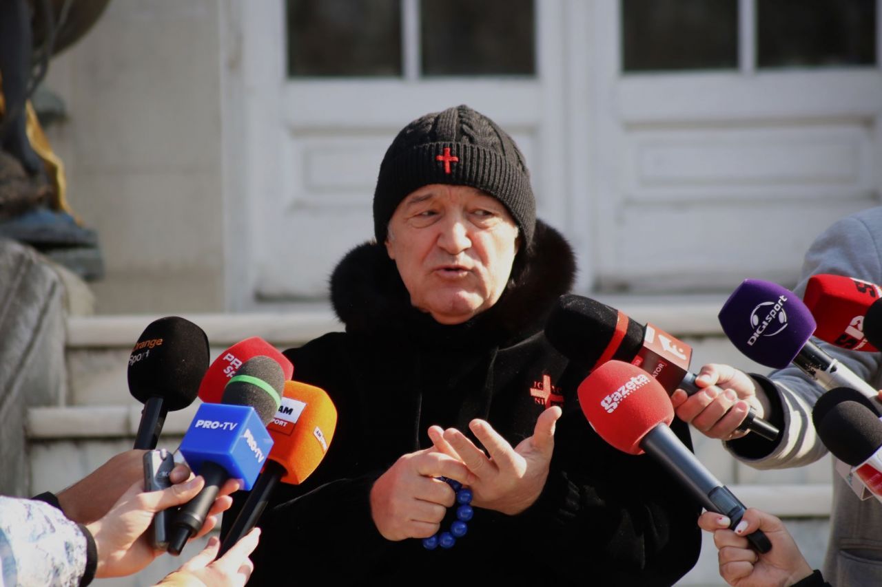Gigi Becali vrea la pachet trei jucători de la Farul. Louis Munteanu nu se află printre ei_1
