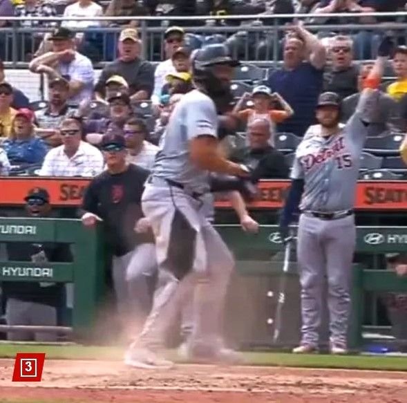 Chiloți-Gate, izbucnit în baseball! Scandal imens, după ce spectatorii au putut vedea ce poartă jucătorii pe sub pantaloni_5