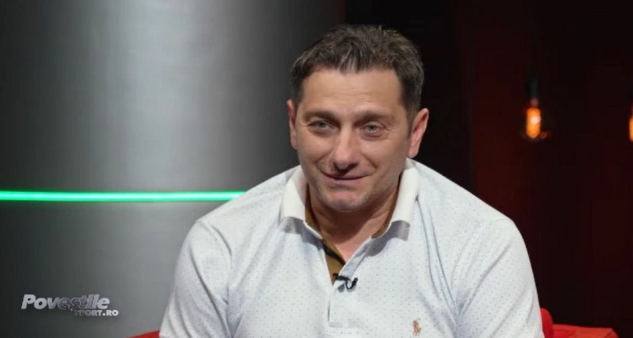 Evergreen în Giulești la Rapid - Univ. Craiova. Ilie Rontea și Cristi Rontea, primiți cu aplauze la scenă deschisă _16