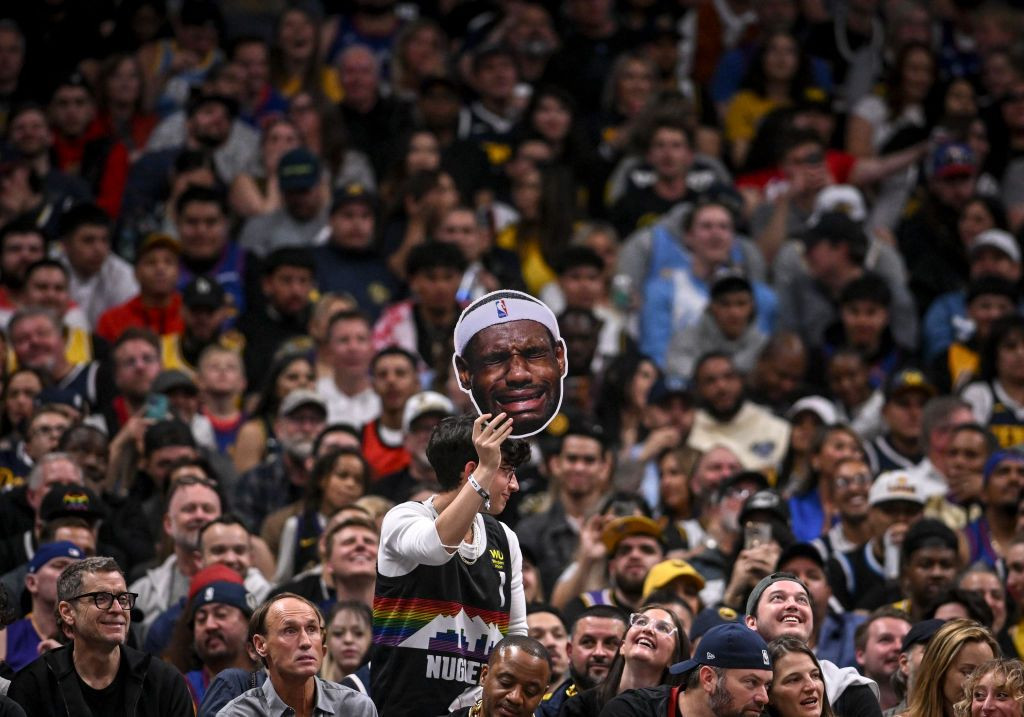 Lakers-ul lui LeBron James, distrus de echipa s&acirc;rbului Jokic!&nbsp;