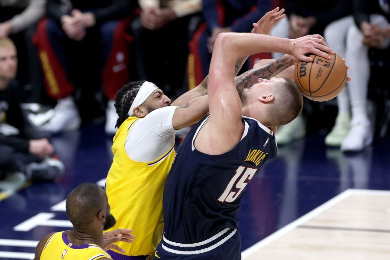 Lakers-ul lui LeBron James, distrus de echipa sârbului Jokic! _7
