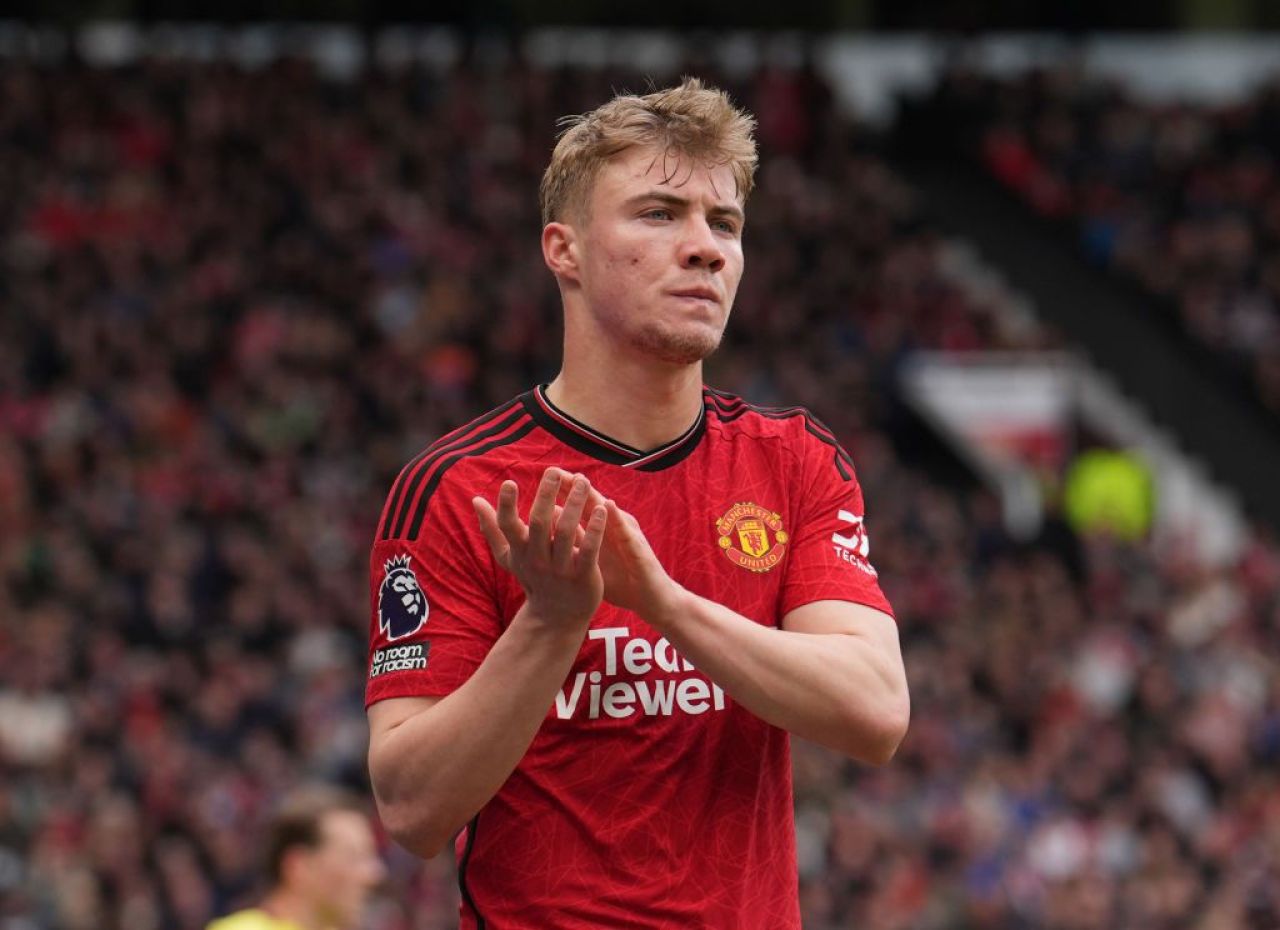 Manchester United scoate la vânzare întreg lotul de jucători, în afară de trei tineri!_4