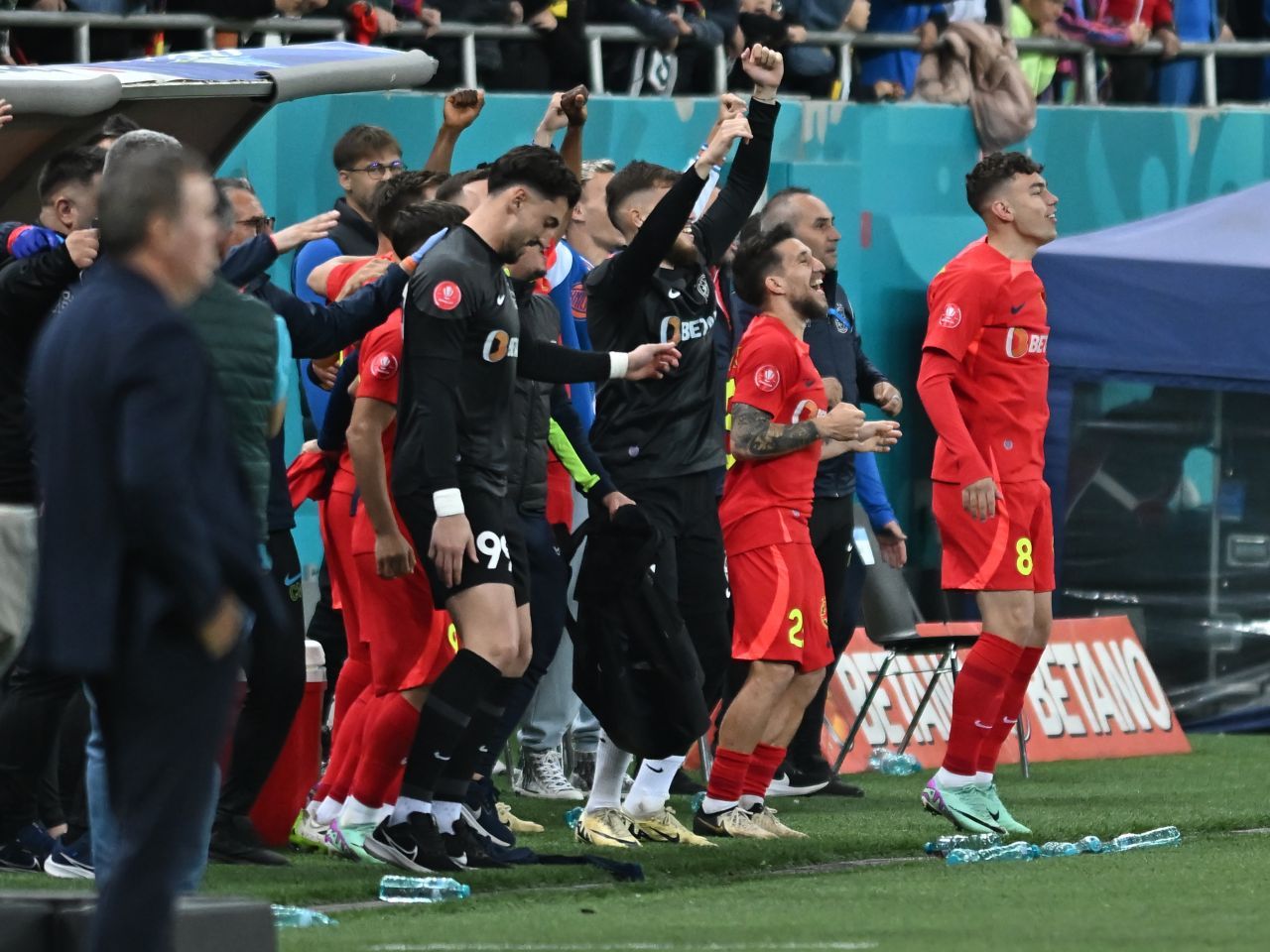 Peste 20.000 de bilete vândute în 120 de minute pentru FCSB - CFR Cluj! _12