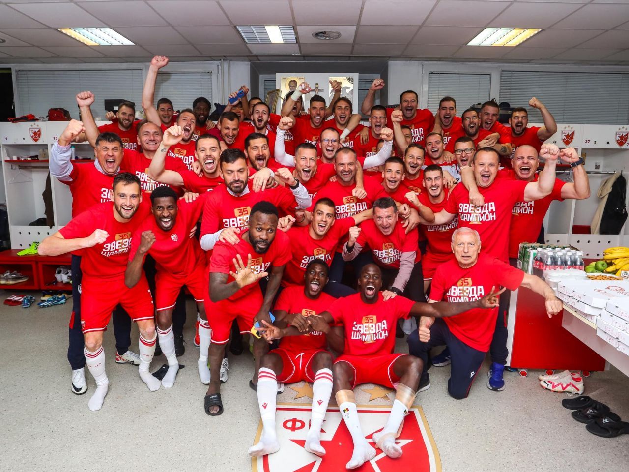 Super echipa din țara vecină e campioană și la un pas de grupele UCL! Lotul valorează aproape dublu decât al FCSB-ului_8