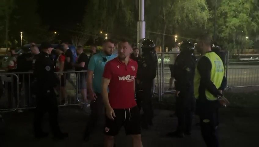 Jucătorii lui Dinamo, băgați în ședință imediat după meciul de pe Cluj Arena: