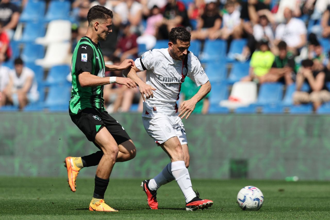 Daniel Boloca, ”excelent pe teren și oxigen pur pentru Sassuolo” în victoria cu campioana Inter Milano!_9