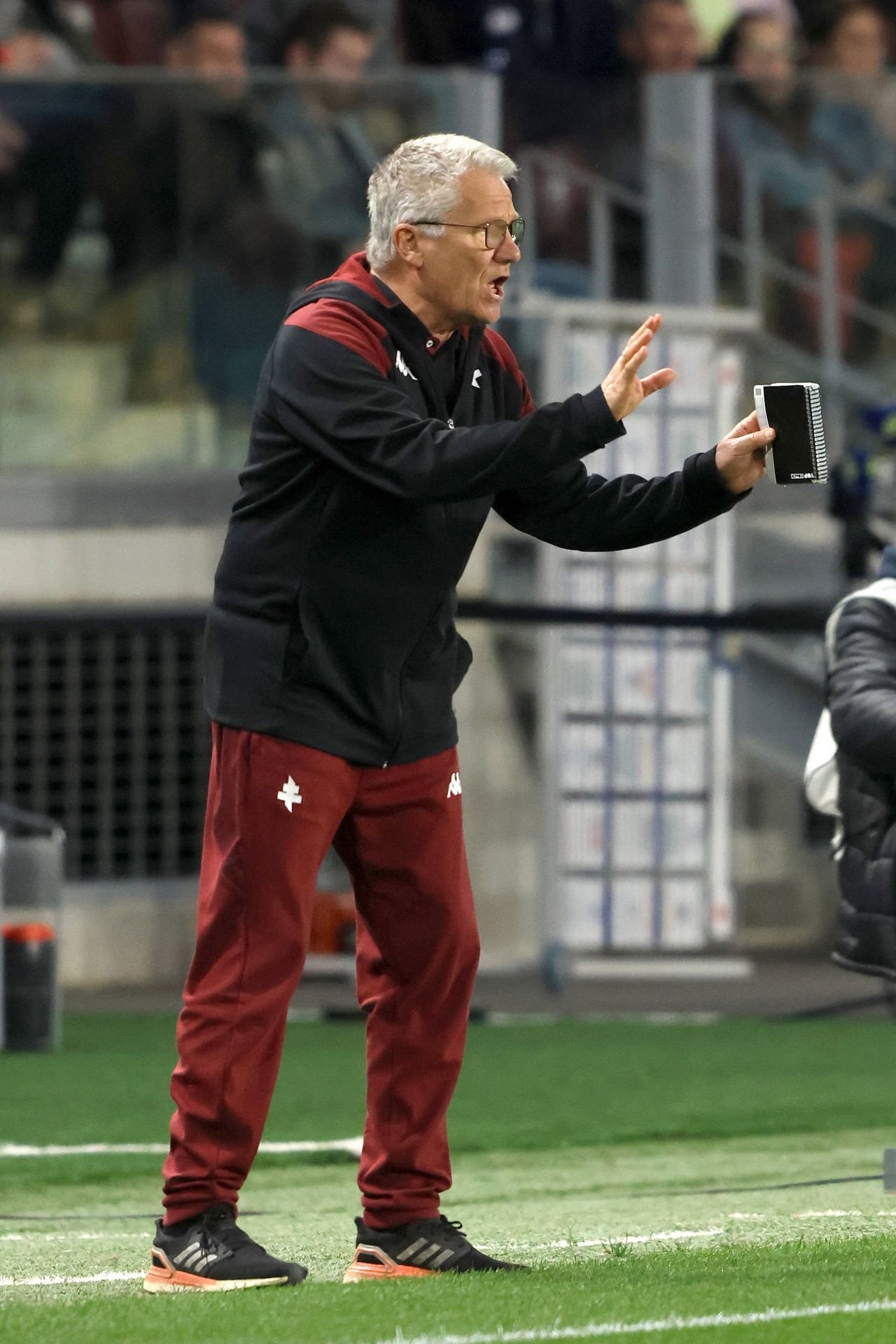 Laszlo Boloni a luat foc după arbitrajul din Metz - Rennes 2-3! Acuze grave: ”Dacă spun ce am în minte... Nu ştiu dacă să urlu, să plâng sau să râd”_6
