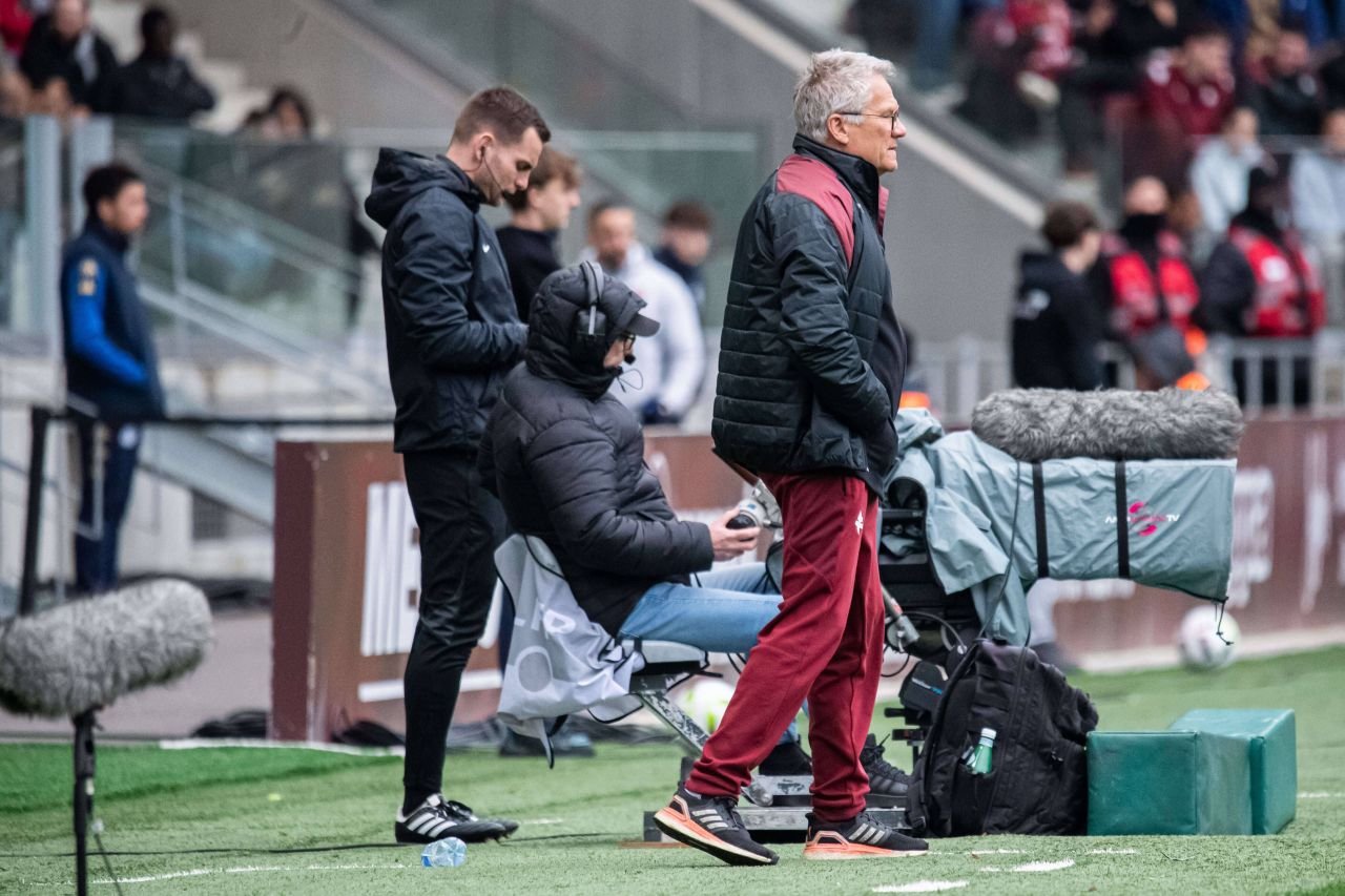 Laszlo Boloni a luat foc după arbitrajul din Metz - Rennes 2-3! Acuze grave: ”Dacă spun ce am în minte... Nu ştiu dacă să urlu, să plâng sau să râd”_10