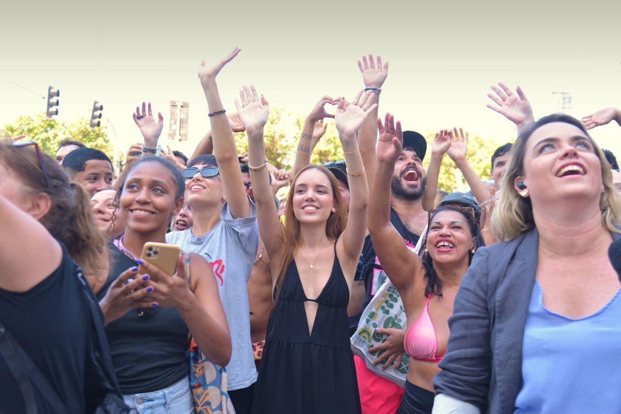A fost nebunie pe Copacabana! 1,6 milioane de oameni la concertul Madonna interzis minorilor_12