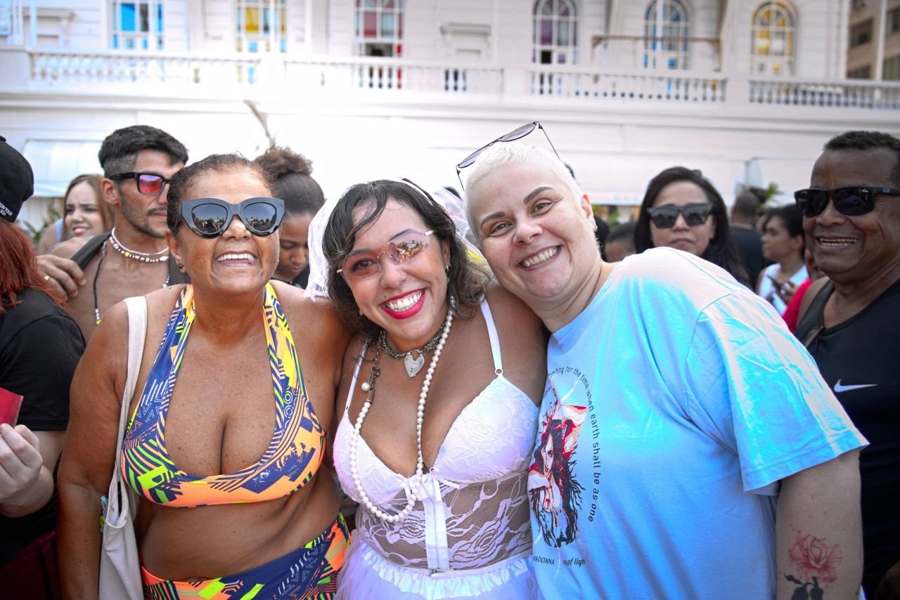 A fost nebunie pe Copacabana! 1,6 milioane de oameni la concertul Madonna interzis minorilor_8