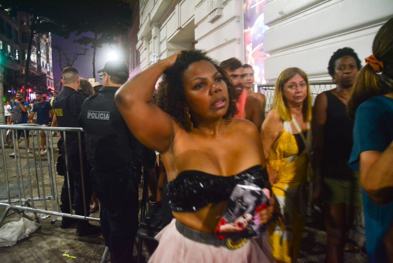 A fost nebunie pe Copacabana! 1,6 milioane de oameni la concertul Madonna interzis minorilor_9