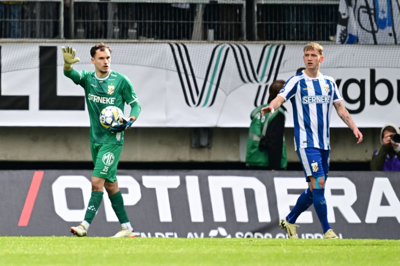 Ștefan, românul de 18 ani neconvocat de FRF și devenit căpitanul naționalei Suediei, este integralist și MVP la IFK Goteborg, singura echipă scandinavă cu trofeu european!_32
