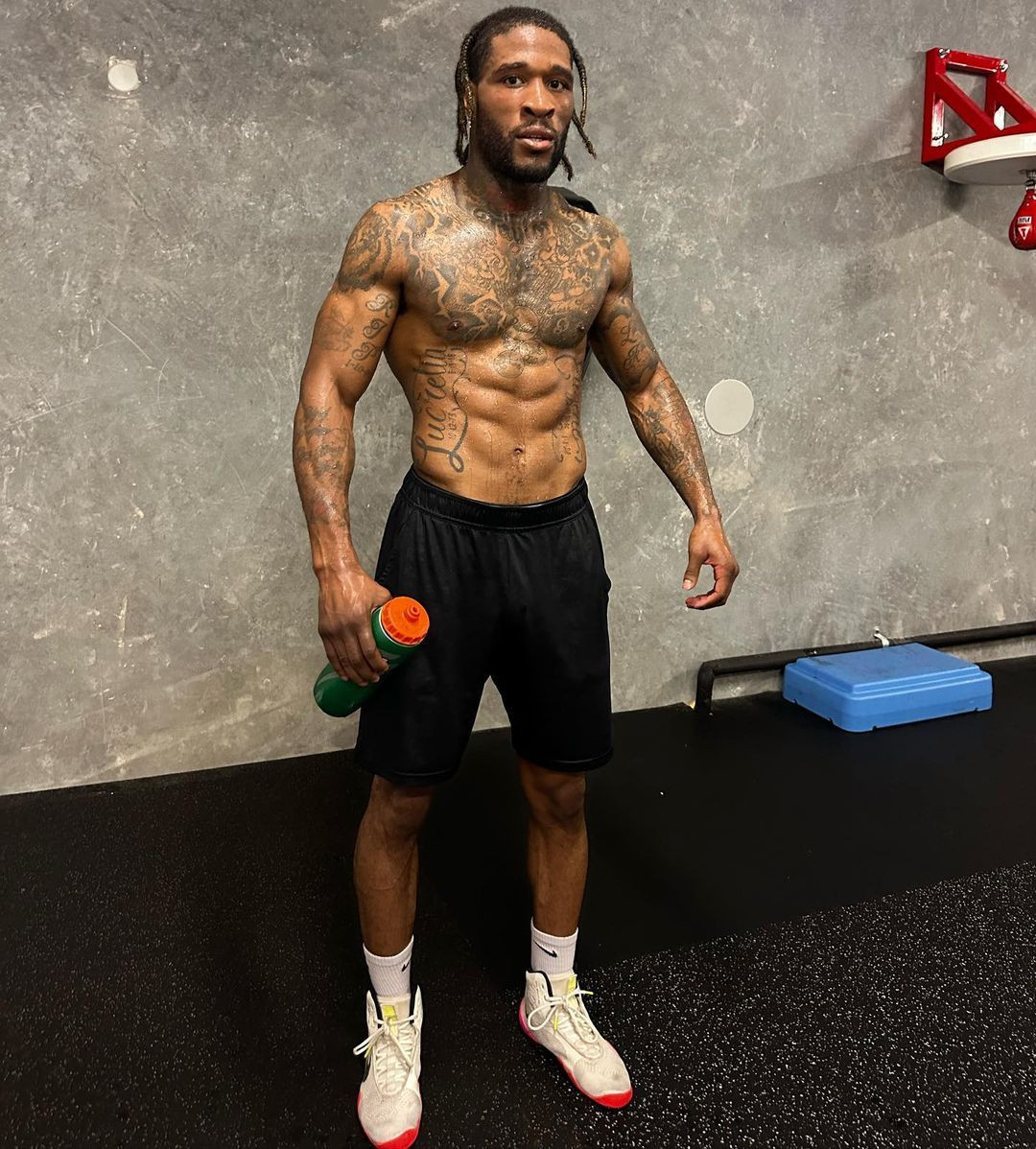 Unul dintre cei mai buni atacanți din MLS, cu maxilarul fracturat după ce s-a luat de un boxer într-un club de noapte! _2