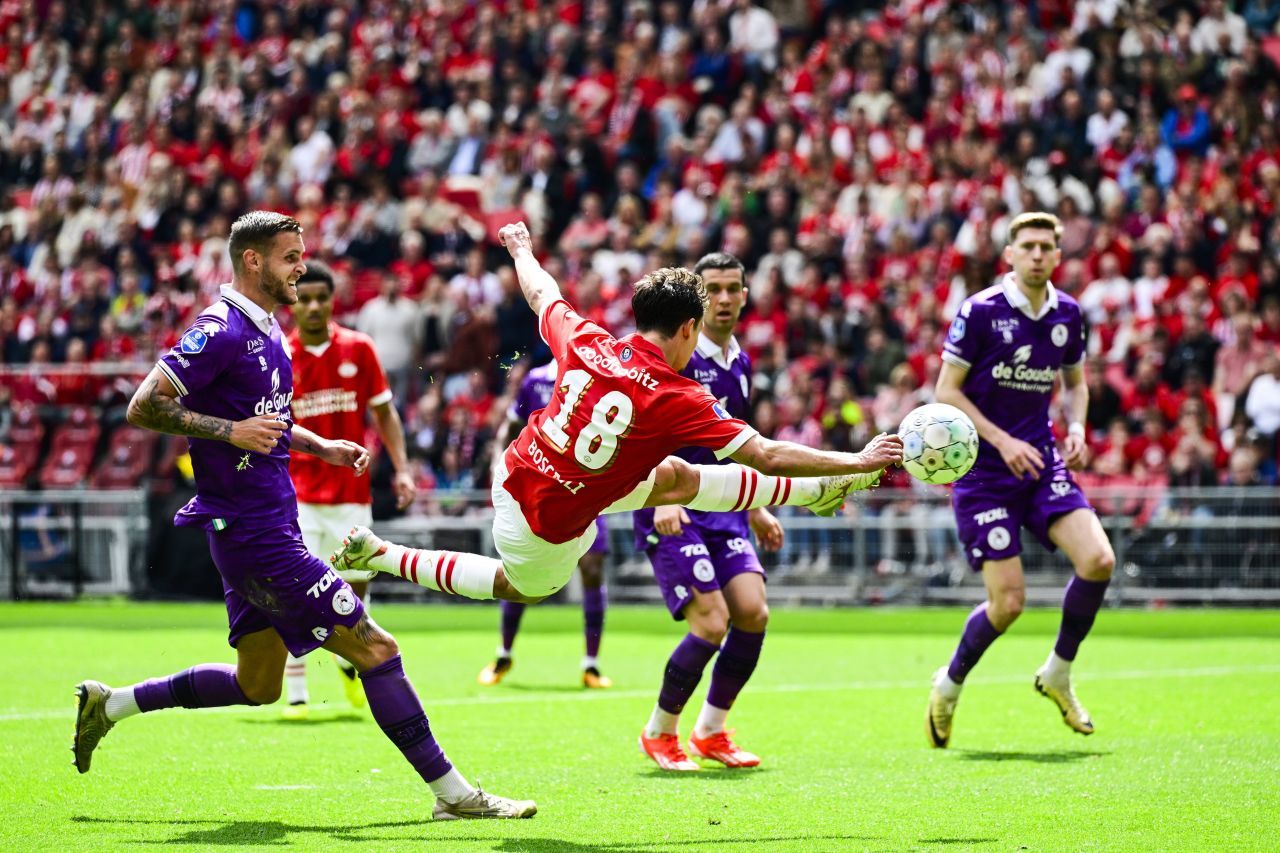 The Number of the Beast! La câte goluri marcate a ajuns PSV Eindhoven, devenită campioană după o nouă victorie la scor în Eredivisie_1