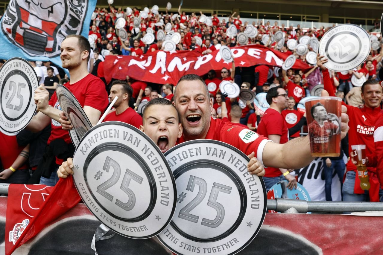 The Number of the Beast! La câte goluri marcate a ajuns PSV Eindhoven, devenită campioană după o nouă victorie la scor în Eredivisie_2