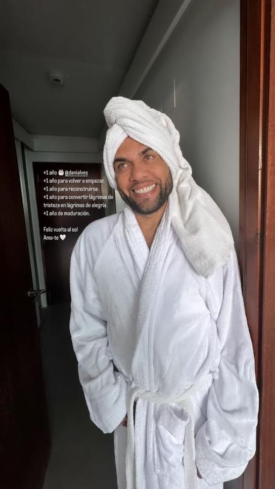 Dani Alves a împlinit 41 de ani. Ce a postat Joana Sanz pe rețelele de socializare_2