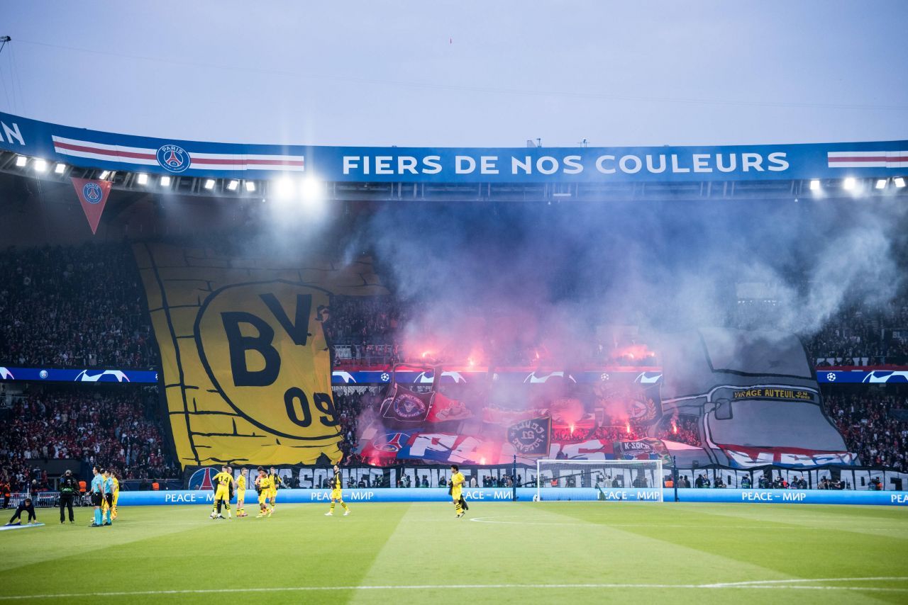 Spectacol în tribunele stadionului Parc des Princes! Fanii lui PSG au pregătit o coregrafie spectaculoasă_5