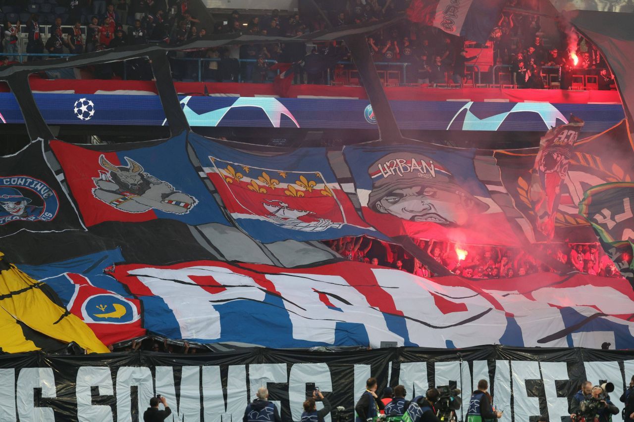Spectacol în tribunele stadionului Parc des Princes! Fanii lui PSG au pregătit o coregrafie spectaculoasă_1