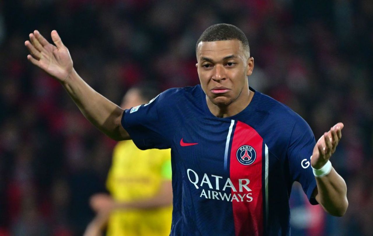 Tatăl lui Kylian Mbappe l-a sunat pe Florentino Perez. Spaniolii au aflat ce i-a transmis_9