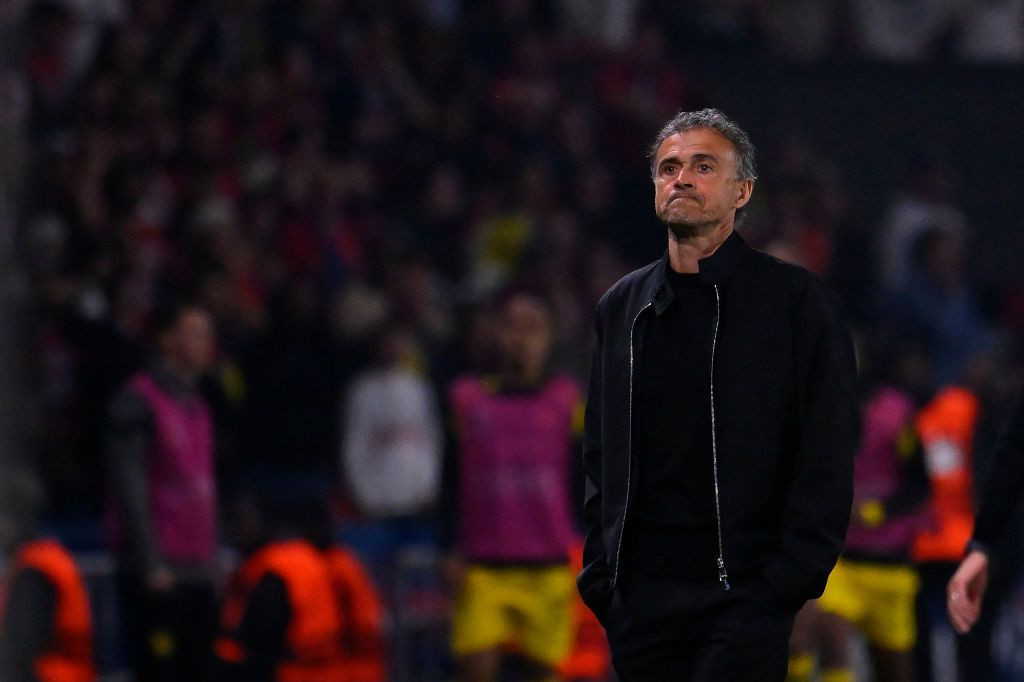 Luis Enrique, considerat principalul vinovat pentru eliminarea lui PSG: Un antrenor banal