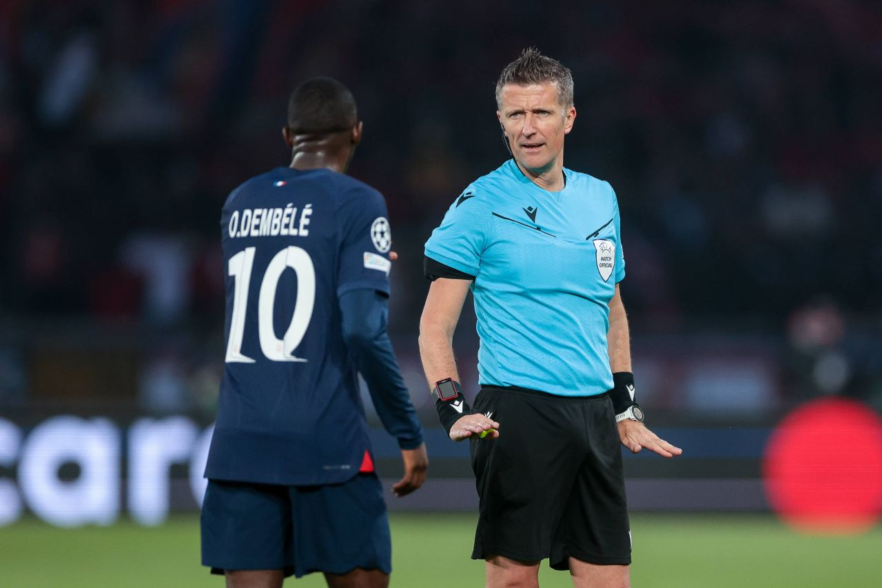 Arbitrul a izbucnit în lacrimi imediat după ce Borussia Dortmund s-a calificat în finala Champions League_19