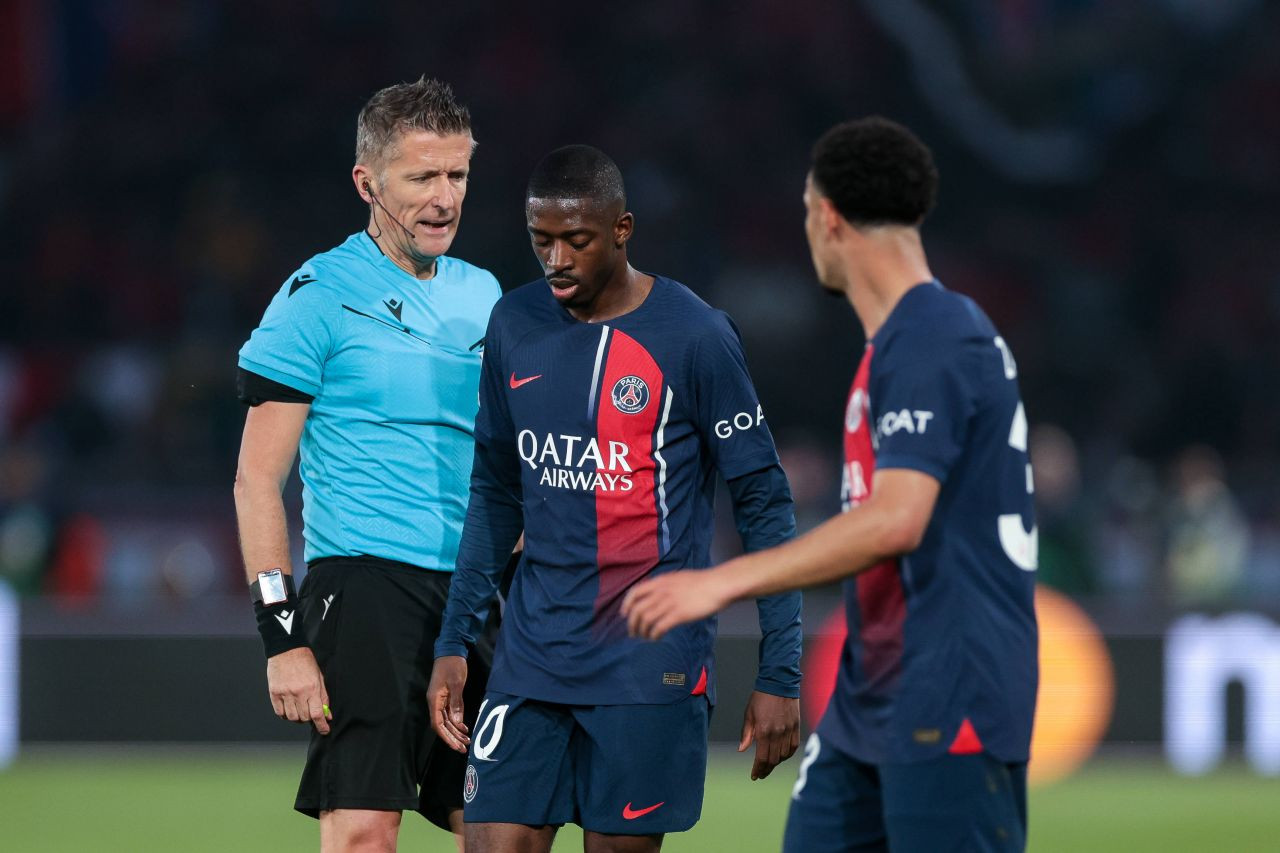 Arbitrul a izbucnit în lacrimi imediat după ce Borussia Dortmund s-a calificat în finala Champions League_20