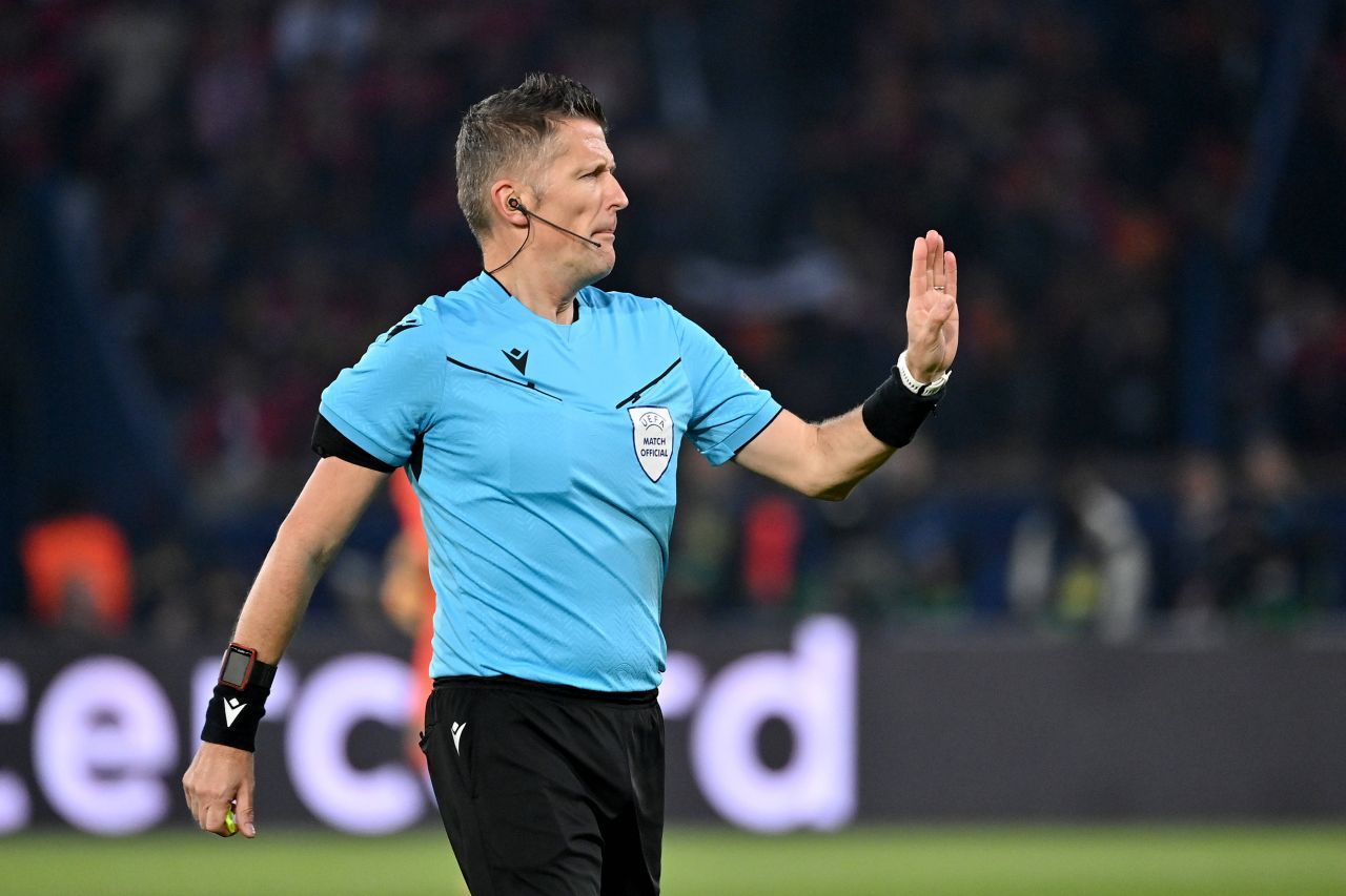 Arbitrul a izbucnit în lacrimi imediat după ce Borussia Dortmund s-a calificat în finala Champions League_23