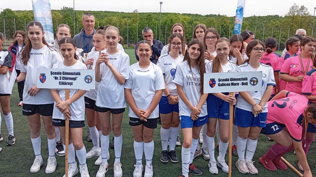 Avem un sport național declarat prin lege, oina, dar nu știm să-l jucăm! ”Luăm România la periat, pentru a o învăța oină”_4